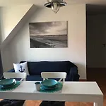 Apartamenty Wakacyjne Al-Mare 게스트하우스 Jastrzębia Góra