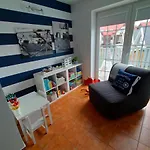 Apartamenty Wakacyjne Al-Mare 게스트하우스 *
